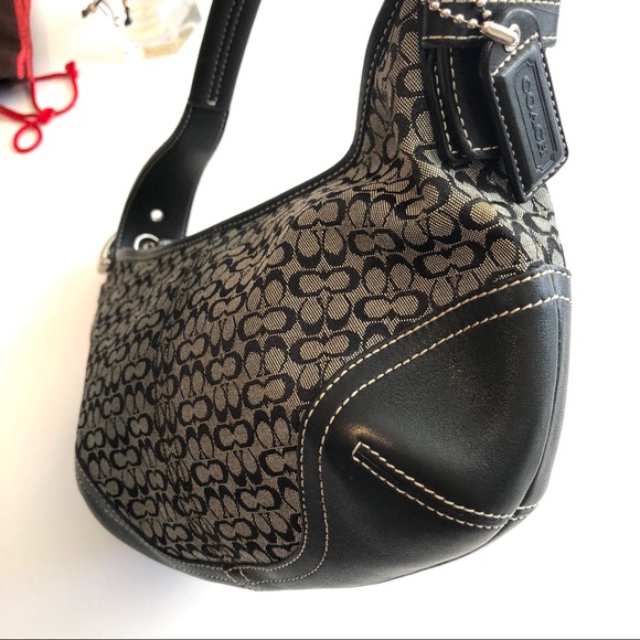 Authentic mini signature Coach Handbag - Picture 6 of 7